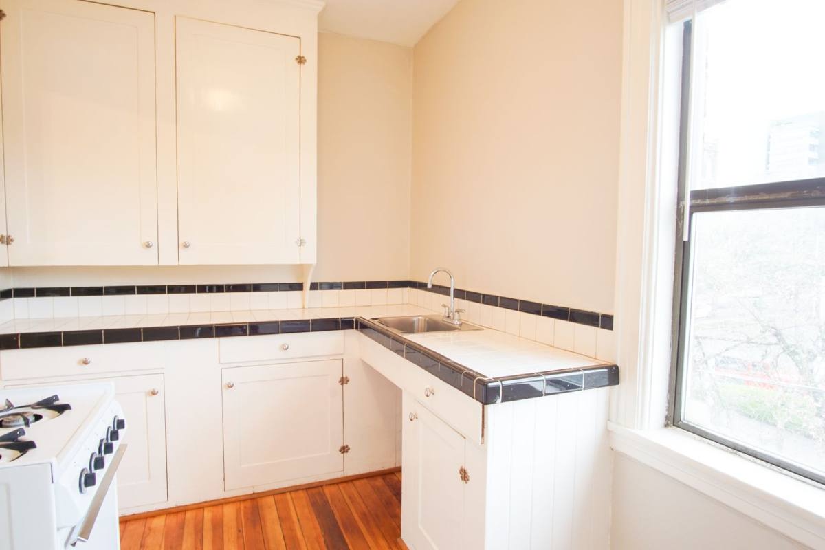 Apartment for rent at 130 NW 19th Ave, Portland, OR 97209