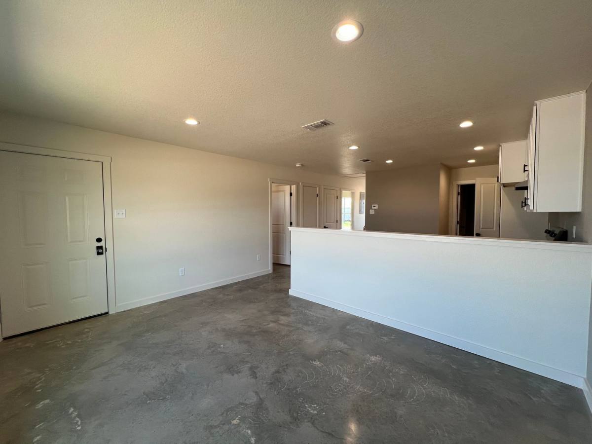 Apartment for rent at 418 County Rd, Stephenville, TX 76401
