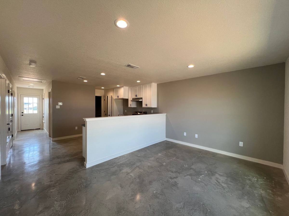 Apartment for rent at 418 County Rd, Stephenville, TX 76401