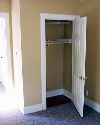 Apartment for rent at 34 Chamberlain St, Brewer, ME 04412
