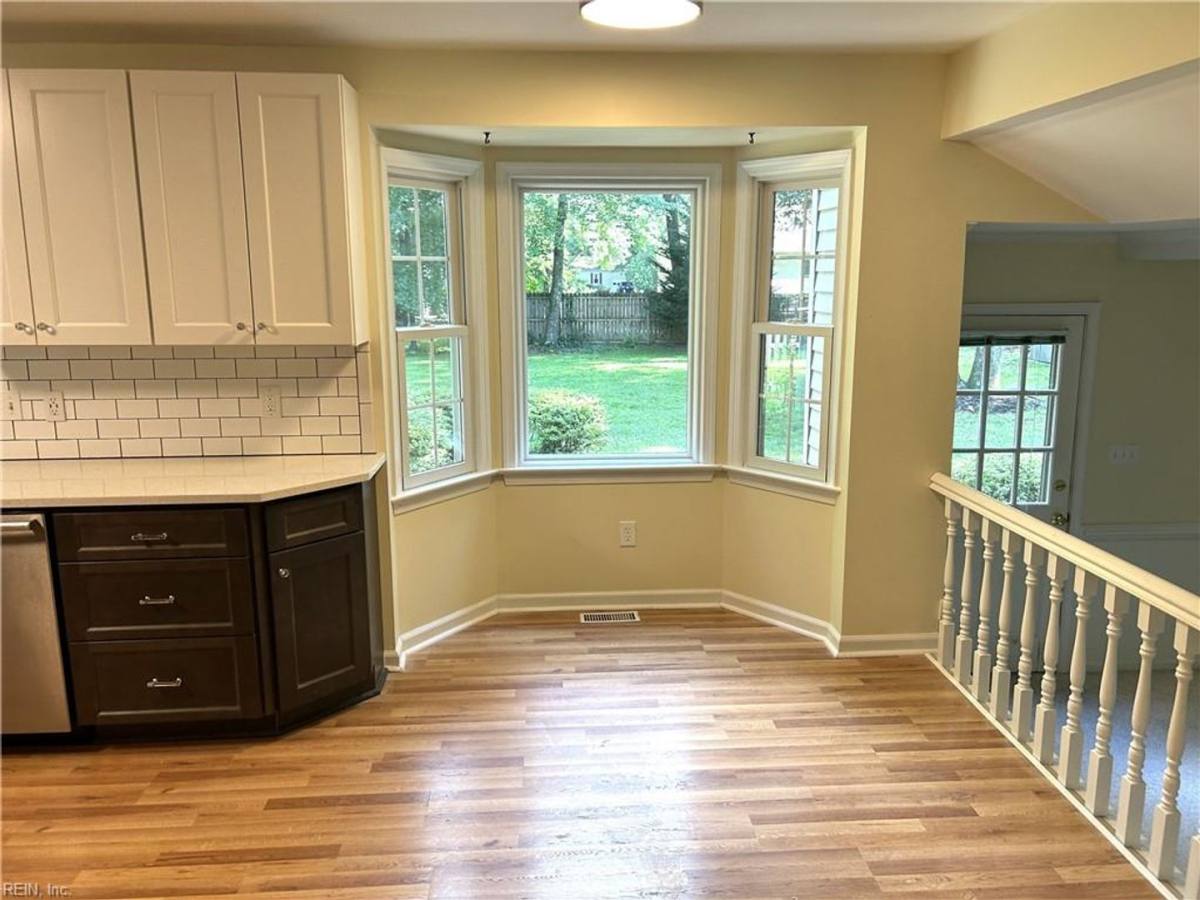 House for rent at 203 Kenmar Dr, Yorktown, VA 23692