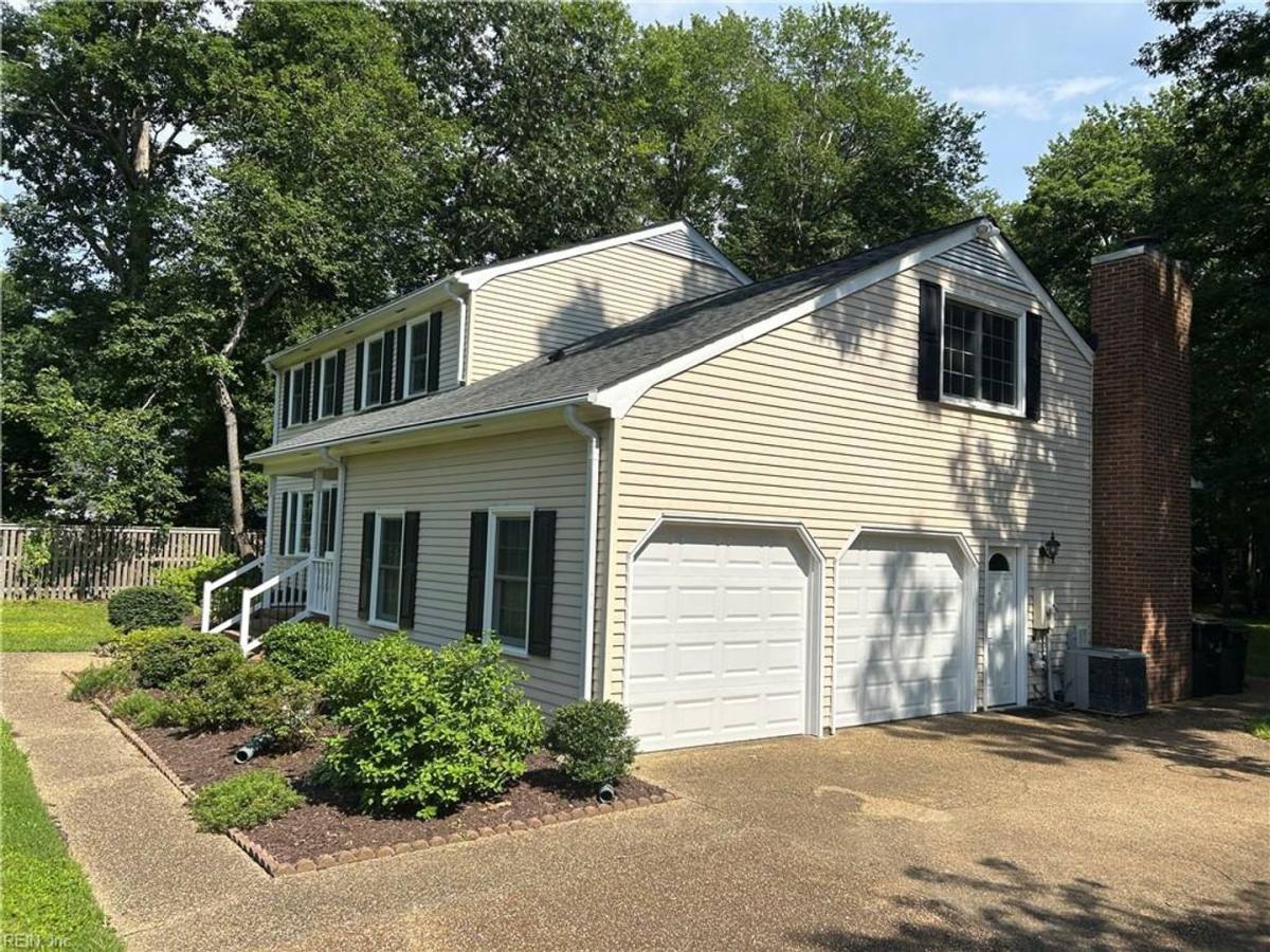 House for rent at 203 Kenmar Dr, Yorktown, VA 23692