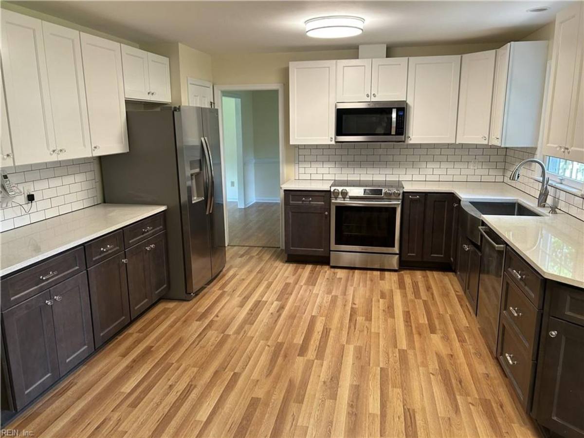 House for rent at 203 Kenmar Dr, Yorktown, VA 23692