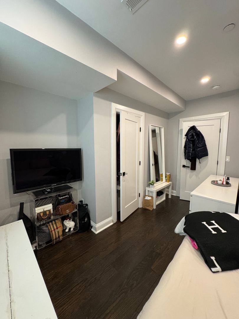 Apartment for rent at 11 Strathmore Rd #1, Brookline, MA 02445