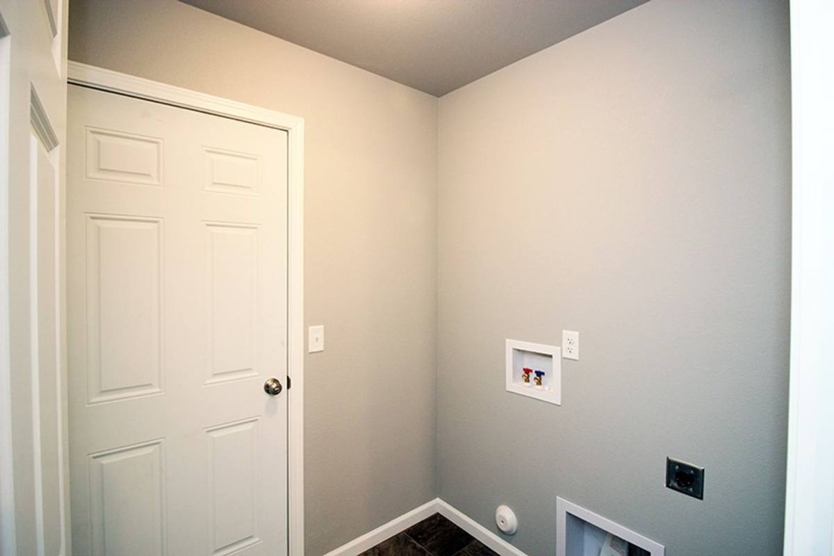 House for rent at 6985 Majestic Loop, Bismarck, ND 58504