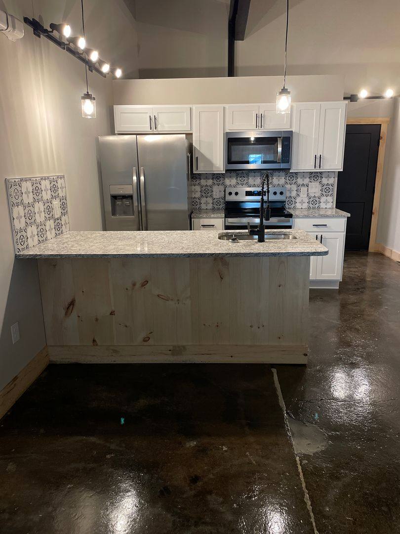 Apartment for rent at 210 S Railroad St, Hanover, PA 17331