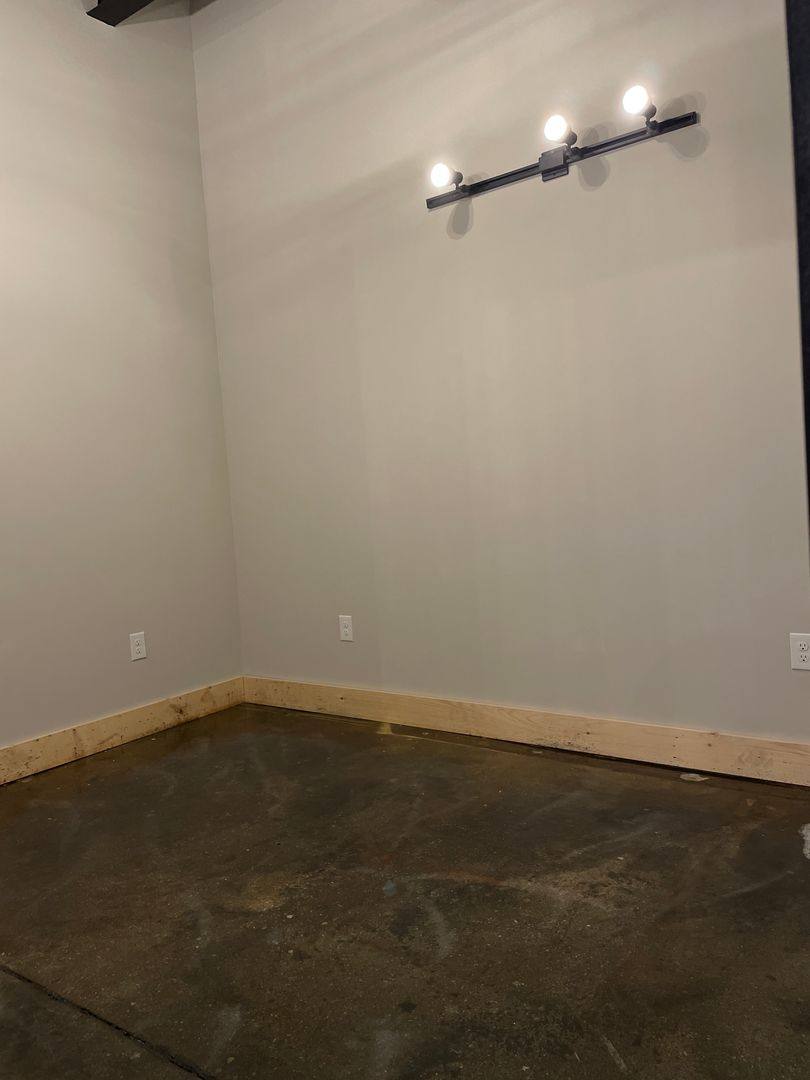Apartment for rent at 210 S Railroad St, Hanover, PA 17331