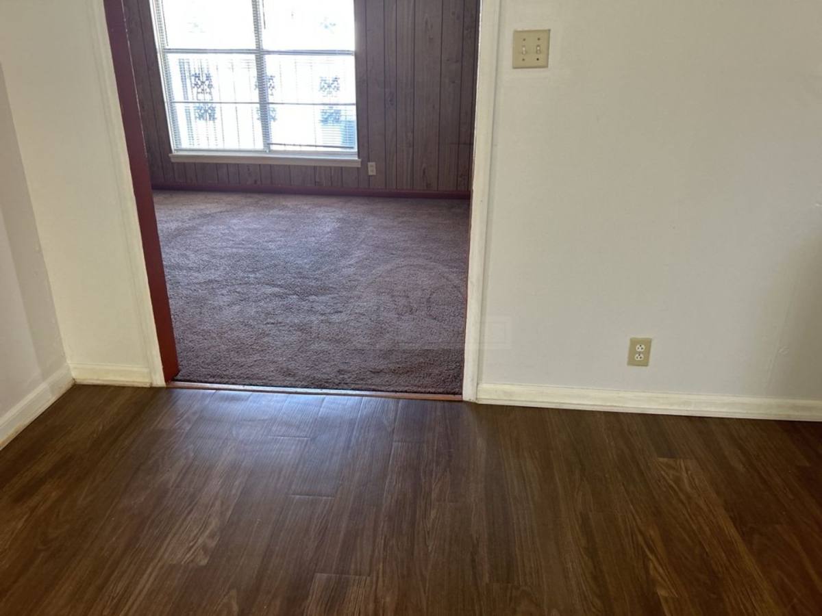 House for rent at 906 Jefferis Ave, Killeen, TX 76543