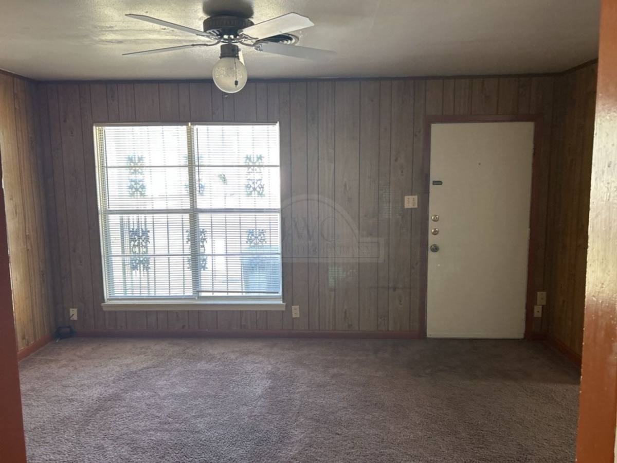 House for rent at 906 Jefferis Ave, Killeen, TX 76543