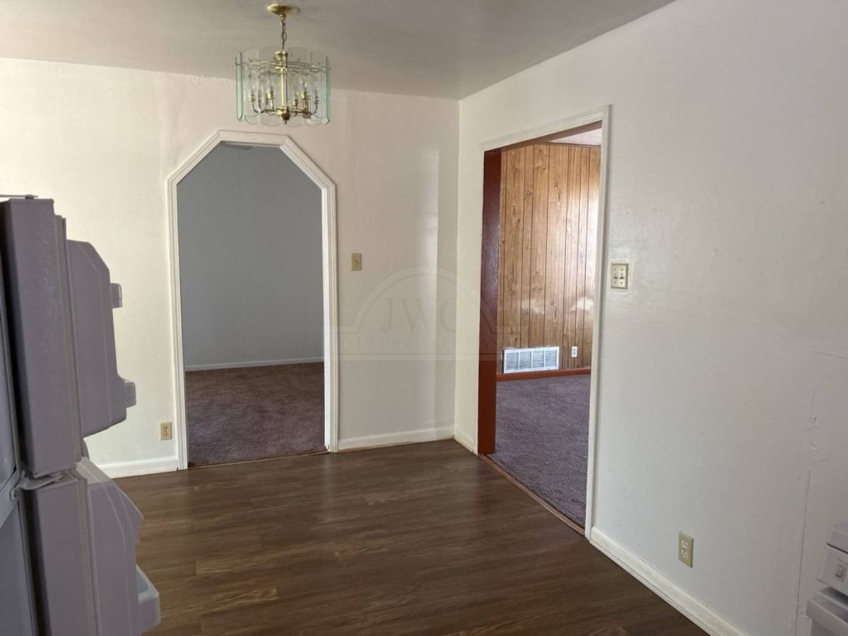 House for rent at 906 Jefferis Ave, Killeen, TX 76543