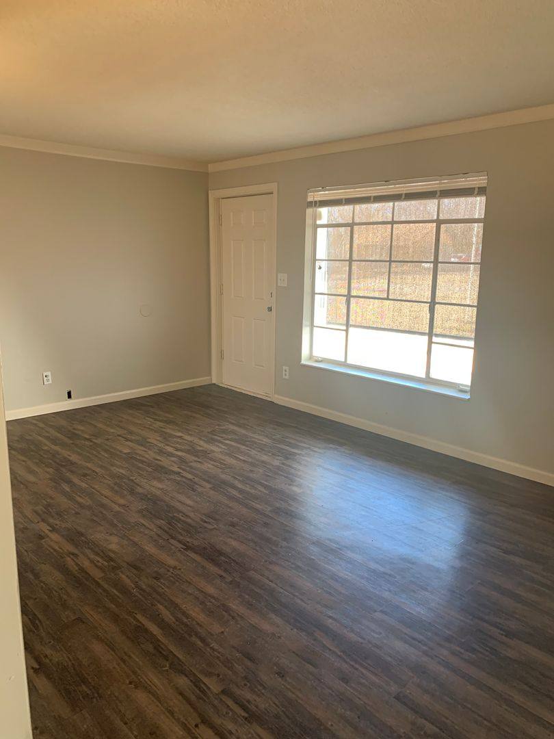 Townhouse for rent at 1928 S Millwood Ave, Wichita, KS 67213