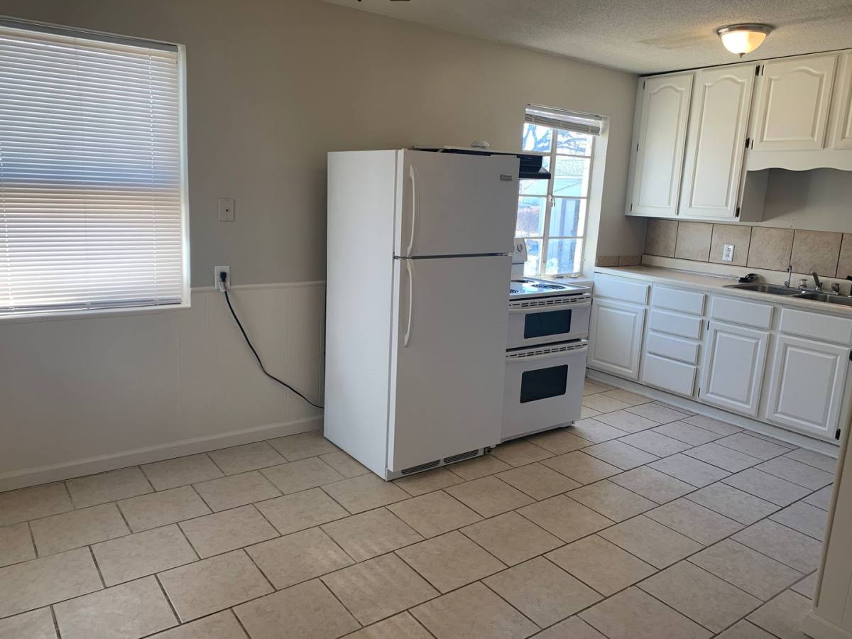Townhouse for rent at 1928 S Millwood Ave, Wichita, KS 67213