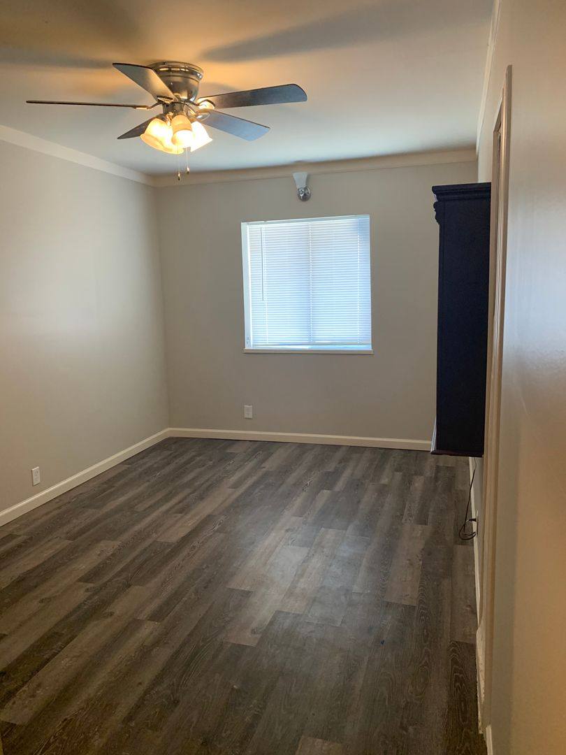 Townhouse for rent at 1928 S Millwood Ave, Wichita, KS 67213