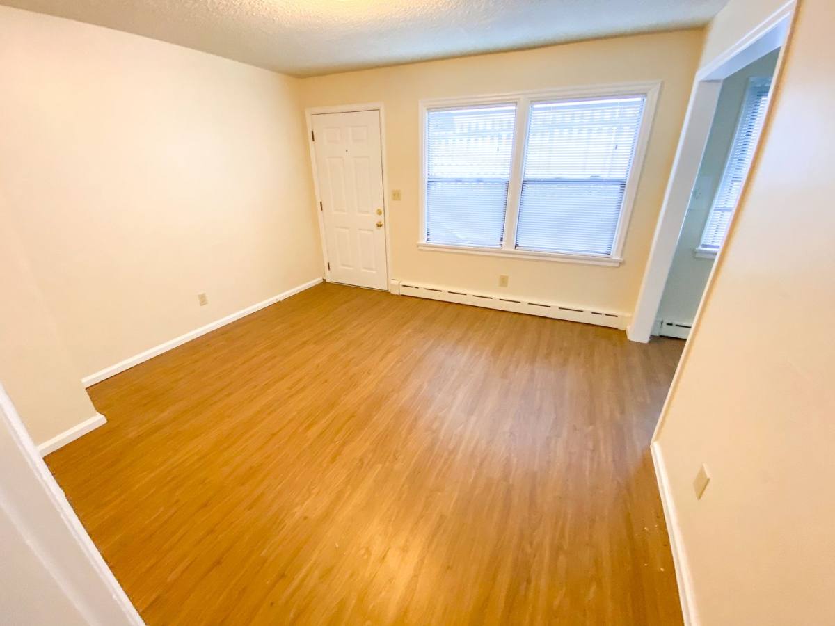Apartment for rent at 7401 Linden Ave N, Seattle, WA 98103