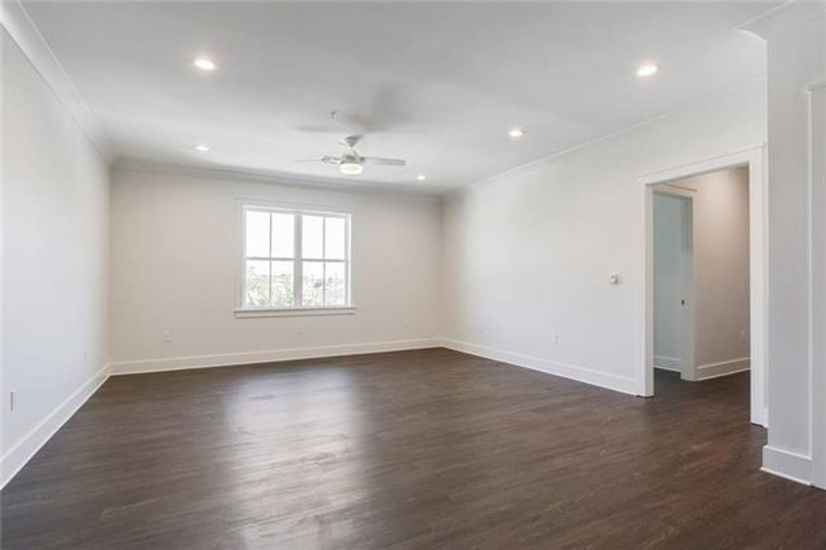 Apartment for rent at 201 Nashville Ave, New Orleans, LA 70115