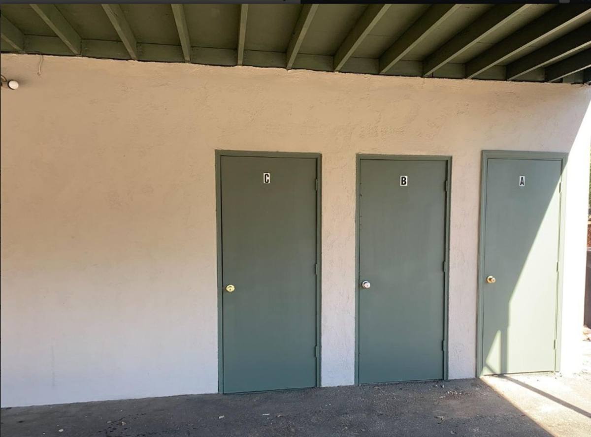 Apartment for rent at 2405 Vera Cruz Dr, Modesto, CA 95355
