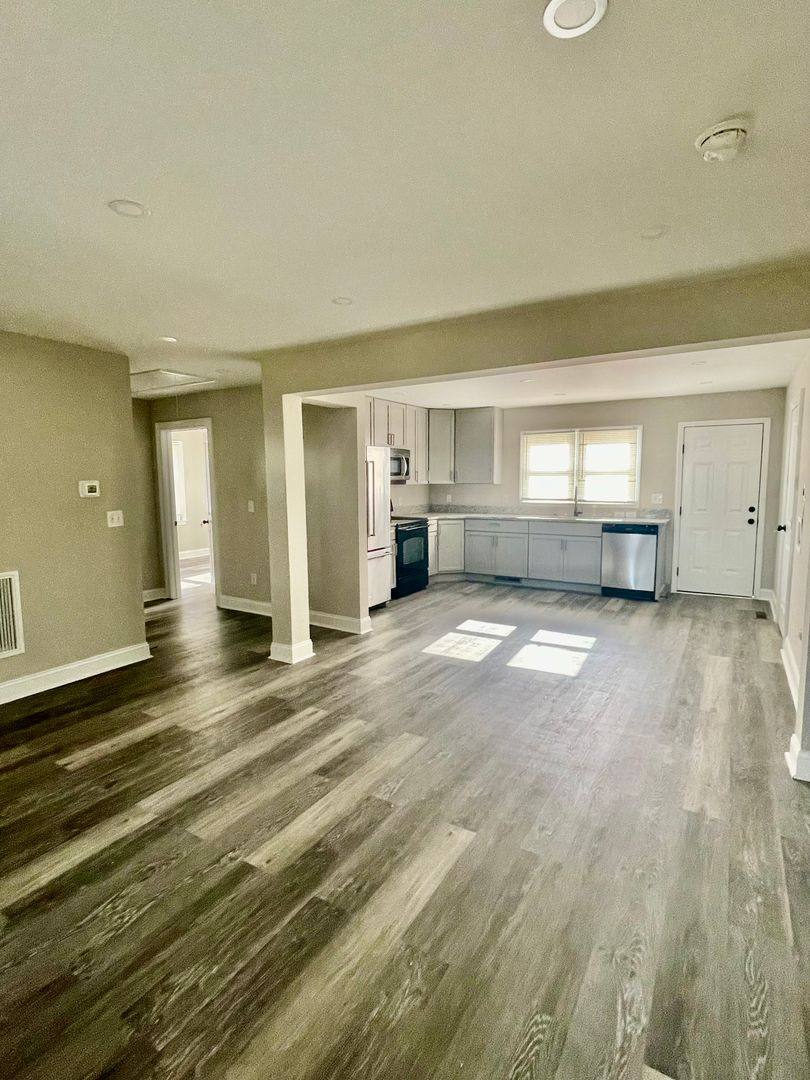 House for rent at 115 S Oak St, Lowell, NC 28098