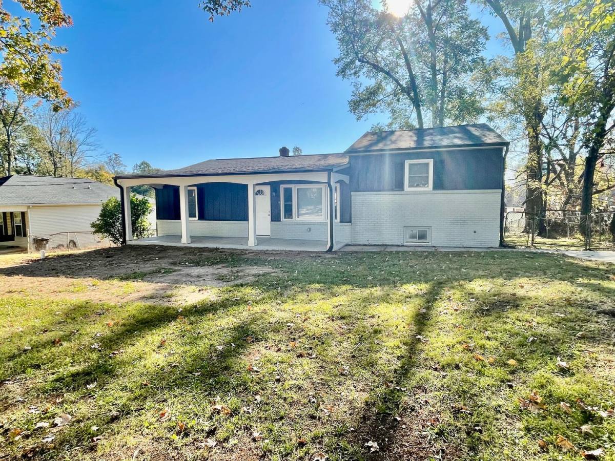 House for rent at 115 S Oak St, Lowell, NC 28098