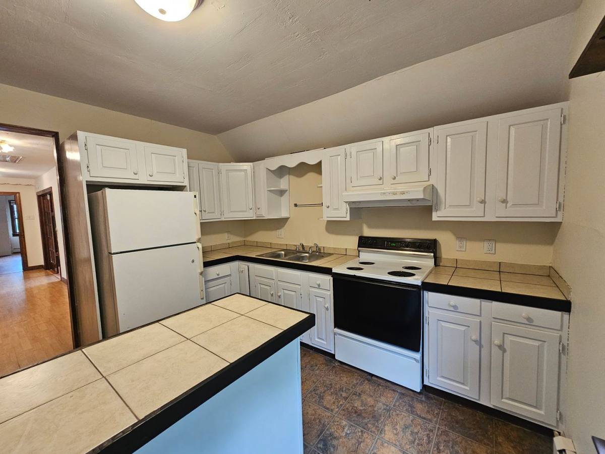 Apartment for rent at 271 Nashua St, Milford, NH 03055