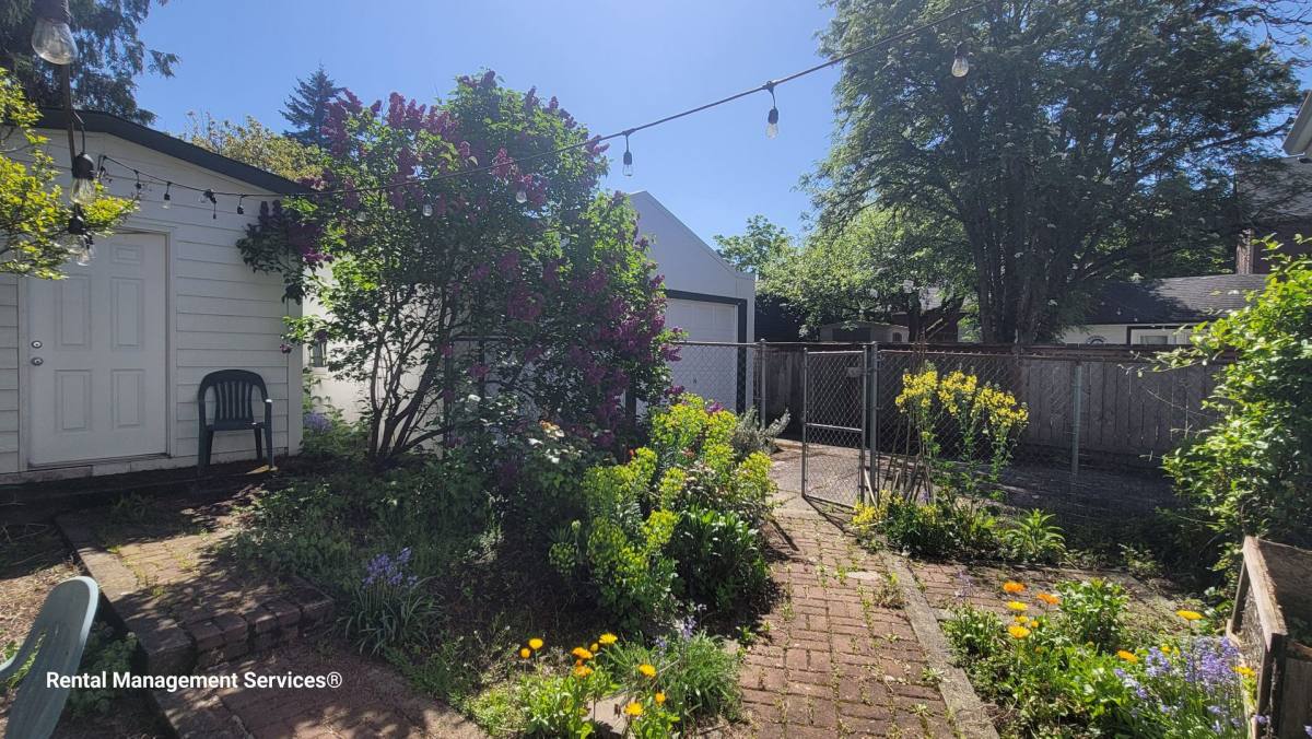 Apartment for rent at 3620-3628 NE 45th Ave, Portland, OR 97213