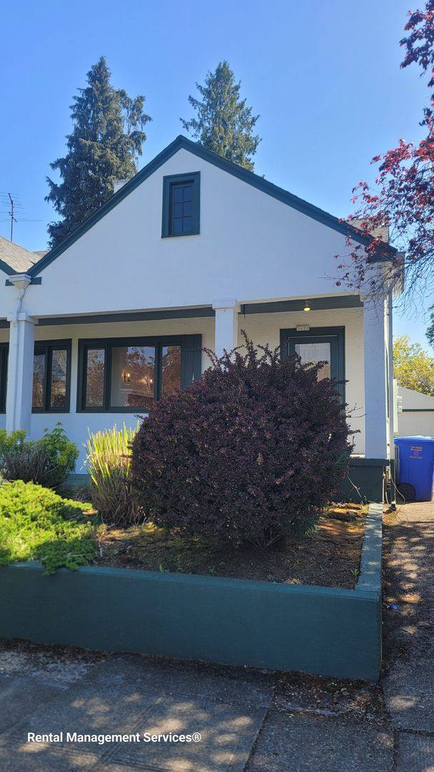 Apartment for rent at 3620-3628 NE 45th Ave, Portland, OR 97213