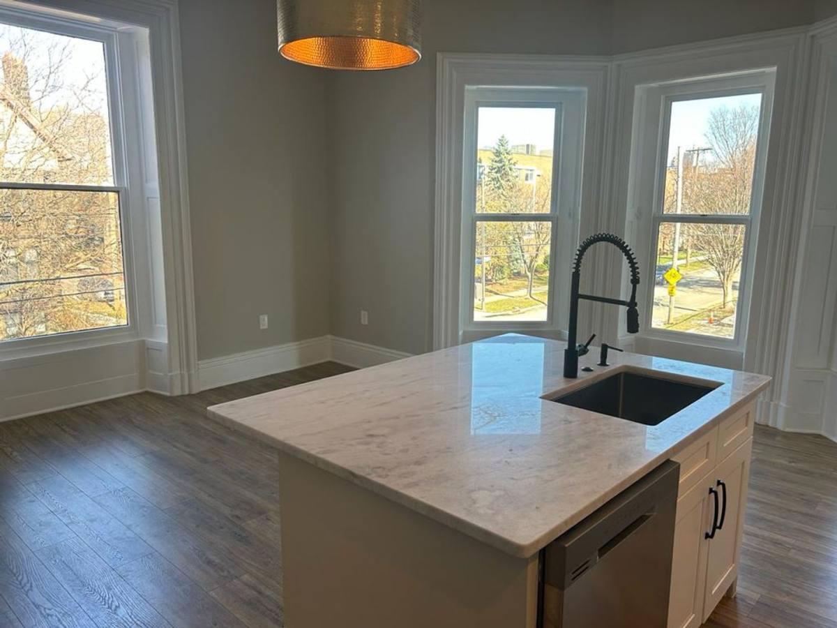 Apartment for rent at 3805 Franklin Blvd, Cleveland, OH 44113