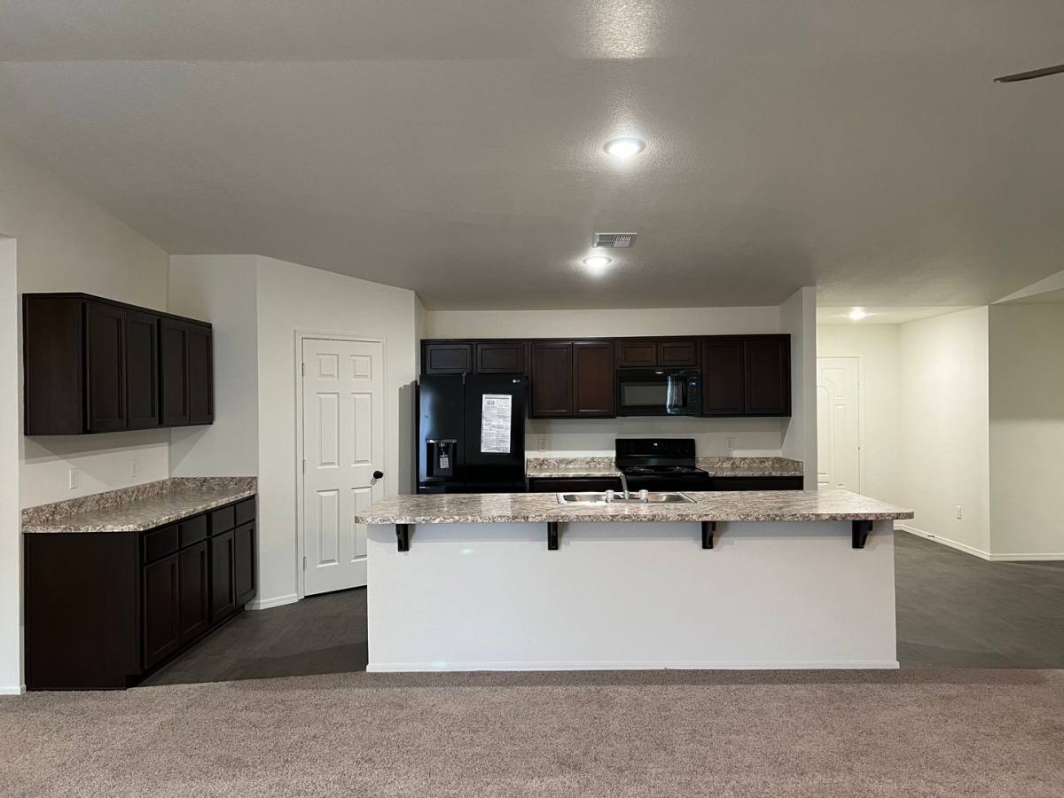 House for rent at 7613 E 43rd St, Yuma, AZ 85365