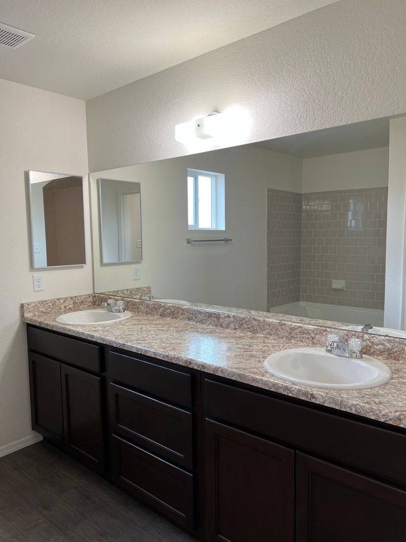 House for rent at 7613 E 43rd St, Yuma, AZ 85365