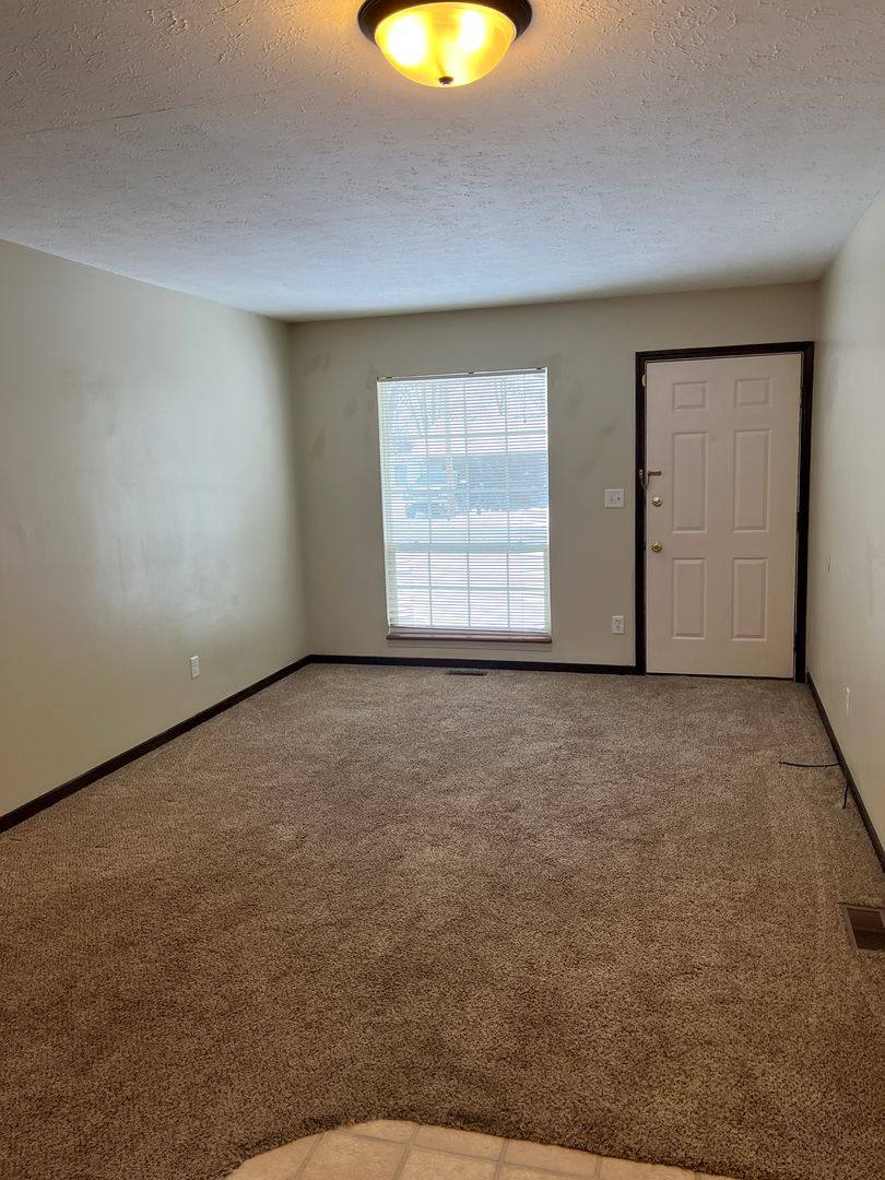 Apartment for rent at 420 N Roosevelt St, Warsaw, IN 46580