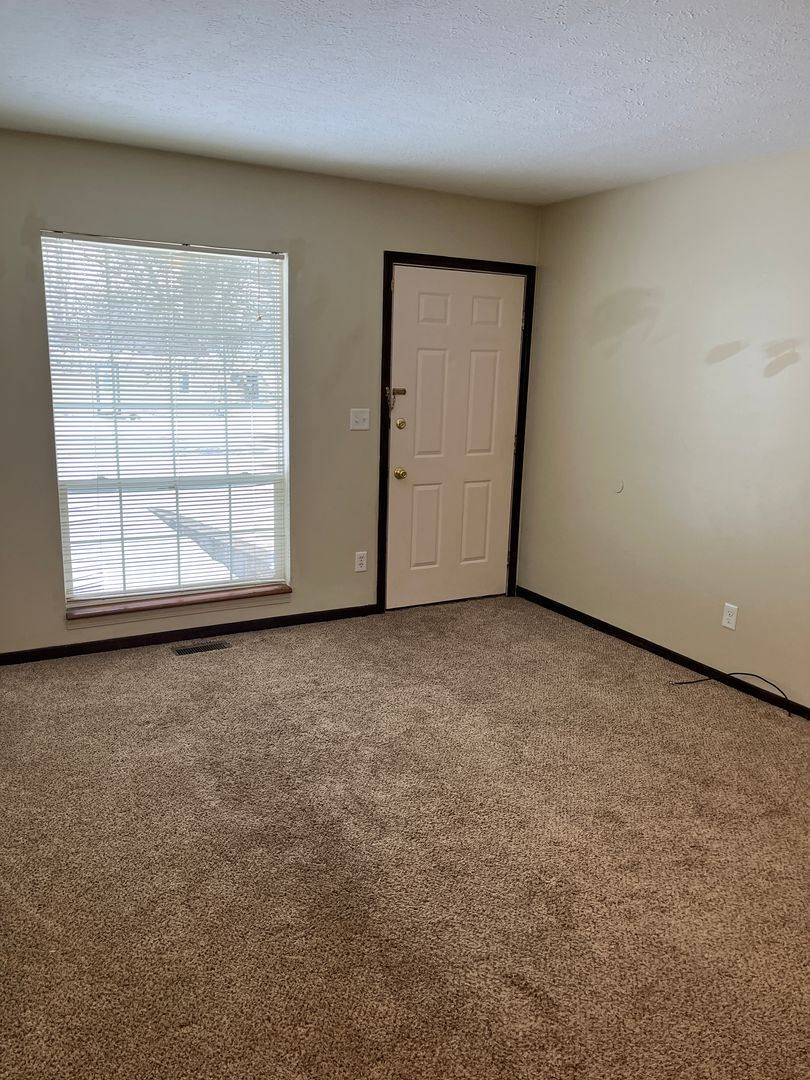 Apartment for rent at 420 N Roosevelt St, Warsaw, IN 46580