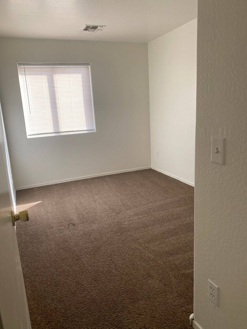 Apartment for rent at 1110 E Mohave St, Phoenix, AZ 85034