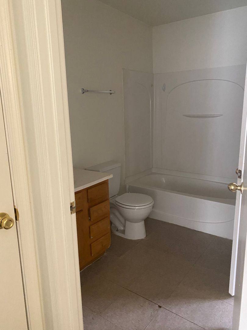 Apartment for rent at 1110 E Mohave St, Phoenix, AZ 85034