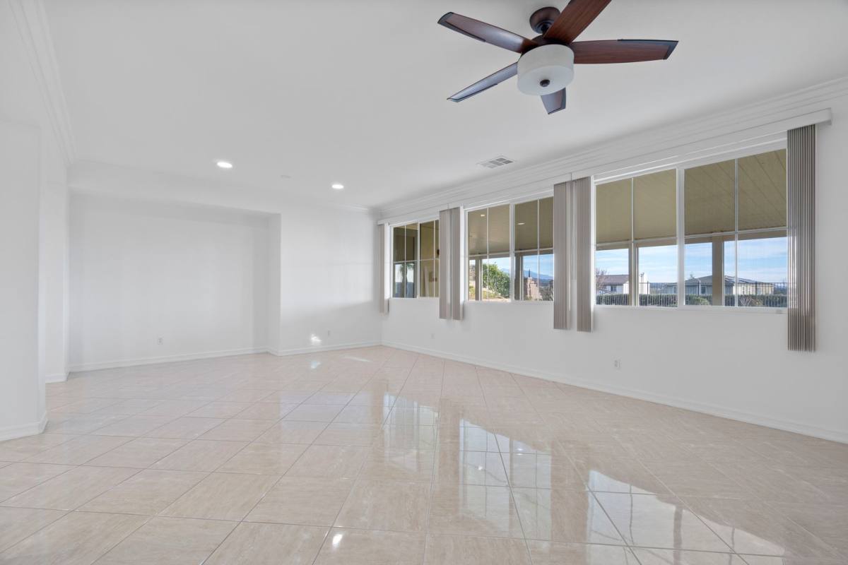 House for rent at 33329 Gold Mountain Rd, Yucaipa, CA 92399