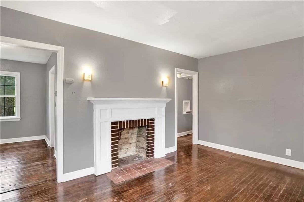 House for rent at 2103 E Victory Dr, Mobile, AL 36606