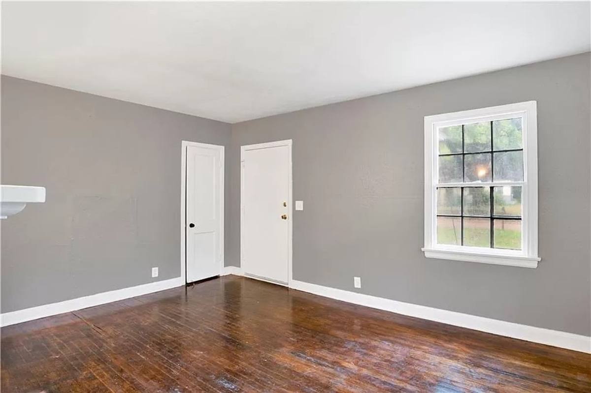 House for rent at 2103 E Victory Dr, Mobile, AL 36606
