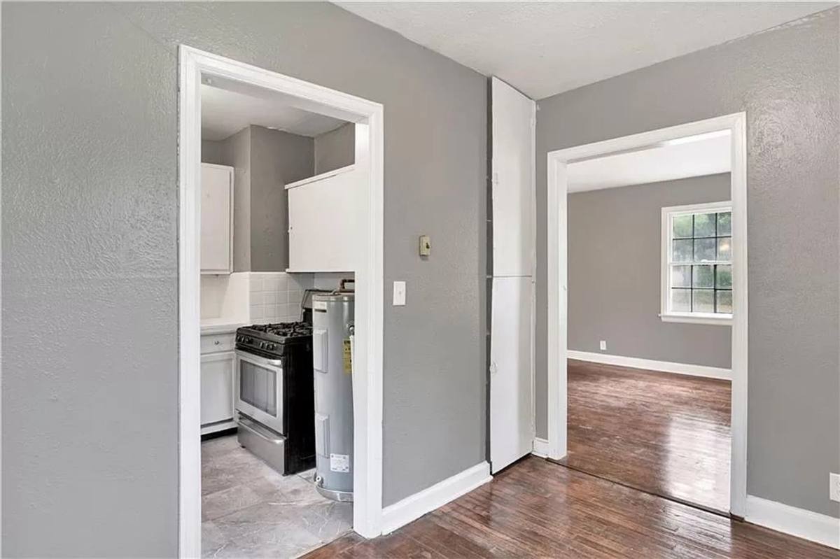 House for rent at 2103 E Victory Dr, Mobile, AL 36606