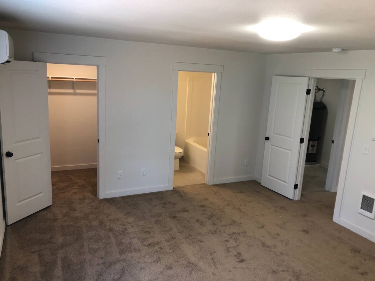 Apartment for rent at 113 W Helena Ave, Ellensburg, WA 98926