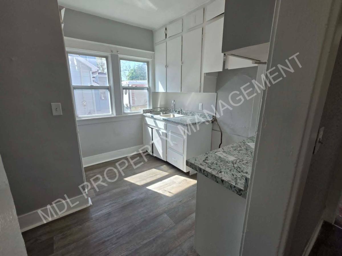House for rent at 1108 W Holland, Saginaw, MI 48602