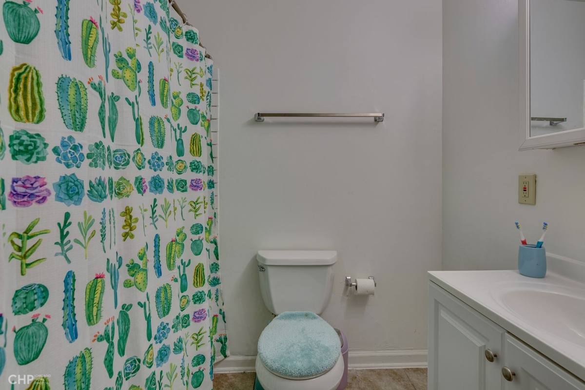 Apartment for rent at 6423 Kennedy Ave, Hammond, IN 46323