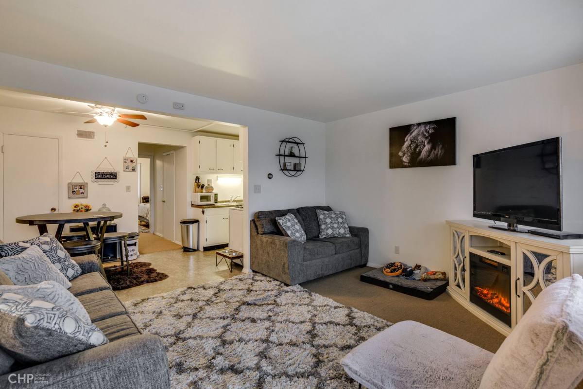 Apartment for rent at 6423 Kennedy Ave, Hammond, IN 46323