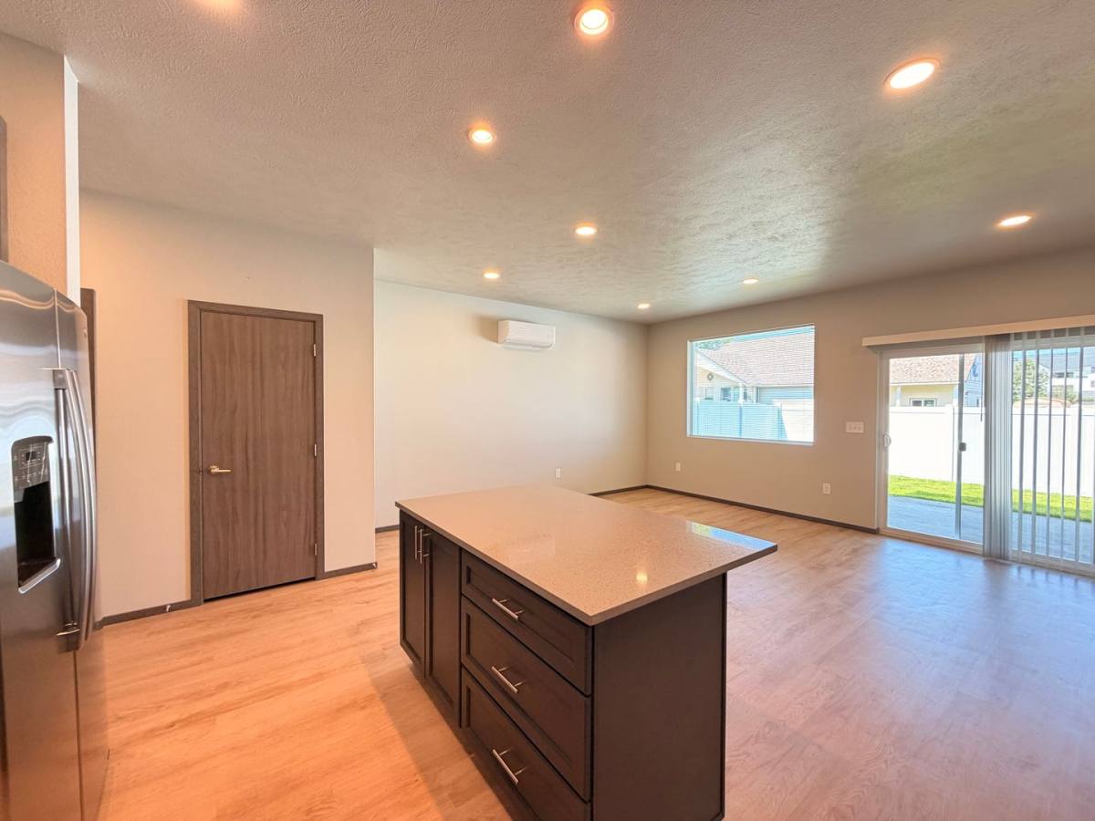 Apartment for rent at 4468 W 30th Ave, Spokane, WA 99203