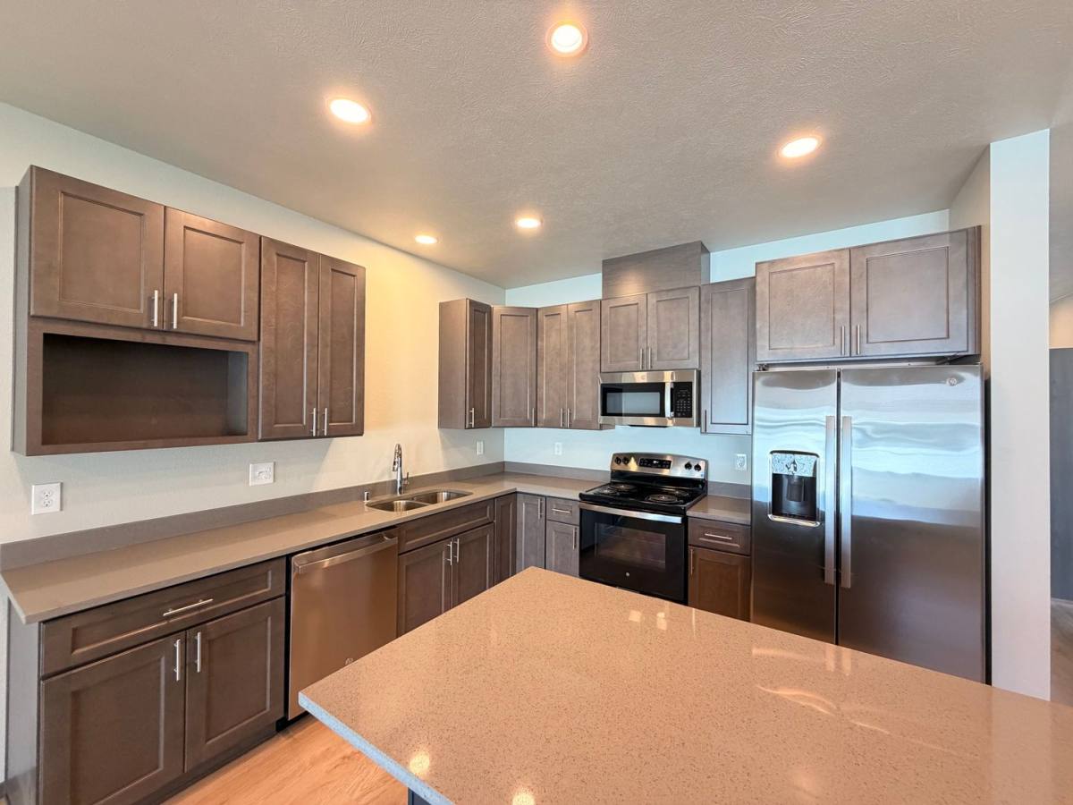 Apartment for rent at 4468 W 30th Ave, Spokane, WA 99203