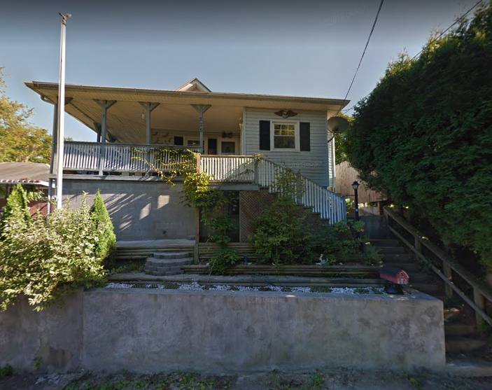 House for rent at 225 Lynn Ave, Clarksburg, WV 26301