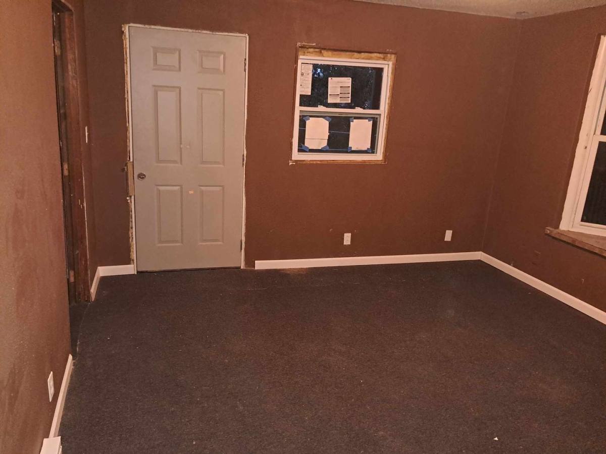 House for rent at 225 Lynn Ave, Clarksburg, WV 26301