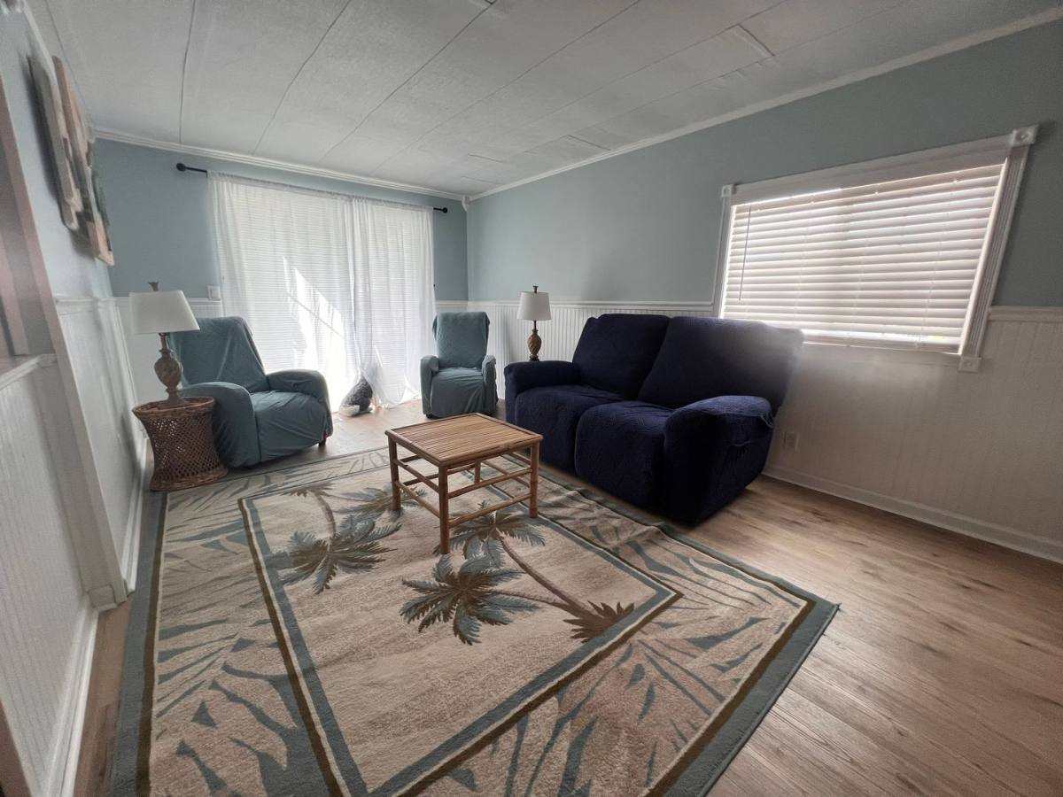 House for rent at 8709 SW 15th St, Fort Lauderdale, FL 33324