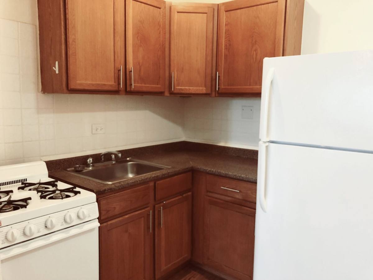 Apartment for rent at 4756 N Maplewood, Chicago, IL 60625