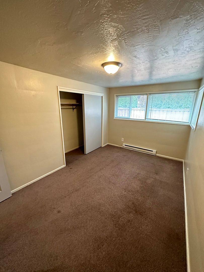 Apartment for rent at 822-830 NW 27th St, Corvallis, OR 97330
