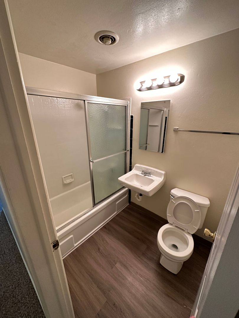 Apartment for rent at 822-830 NW 27th St, Corvallis, OR 97330