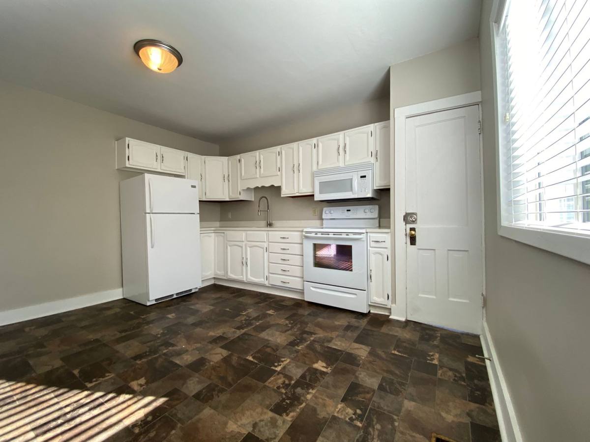 Apartment for rent at 1400 S Center Ave, Sioux Falls, SD 57105