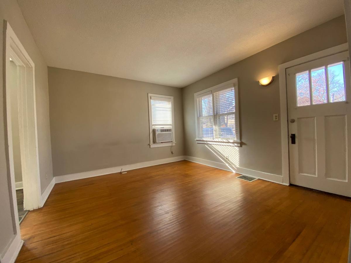Apartment for rent at 1400 S Center Ave, Sioux Falls, SD 57105